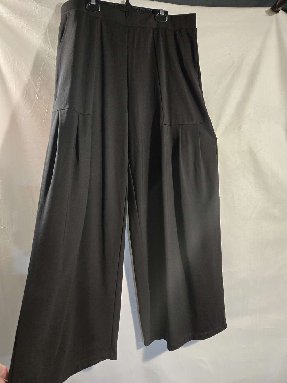 CLARA SUNWOO NWT Black Wide Leg Trousers With Pleated Pocket Detail